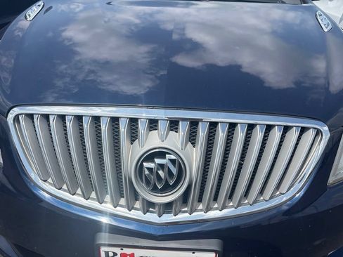 Used 2011 Buick LaCrosse CXL FWD image 28