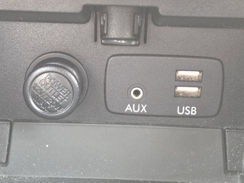 Used 2016 Subaru Outback 2.5i Limited AWD/4WD image 29