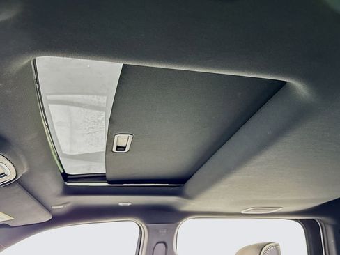 Used 2022 RAM 3500 Laramie w/ Night Edition image 17