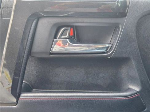 Used 2016 Toyota 4Runner TRD Pro image 11