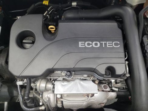 Used 2020 Chevrolet Equinox LS AWD/4WD image 30