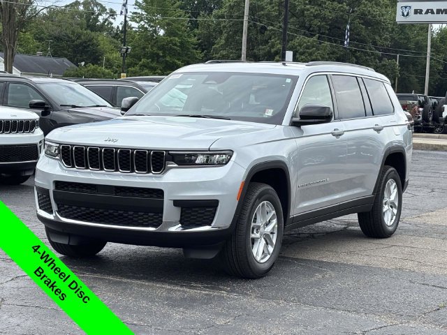 New 2026 Jeep Grand Cherokee L 4WD image 30