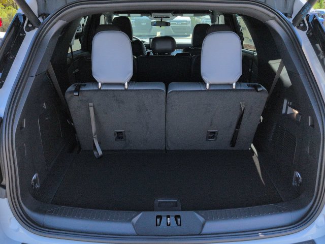 New 2027 Ford Explorer Active w/ Active Comfort Package RWD image 13