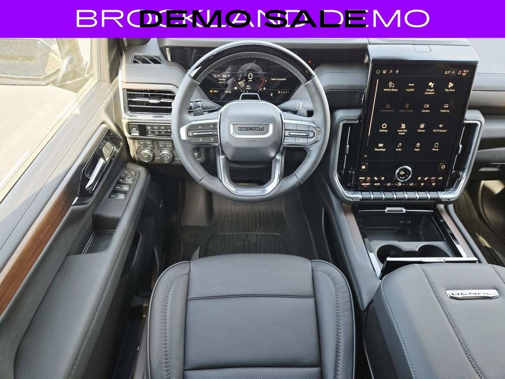 New 2026 GMC Yukon Denali w/ Denali Reserve Package AWD/4WD image 11
