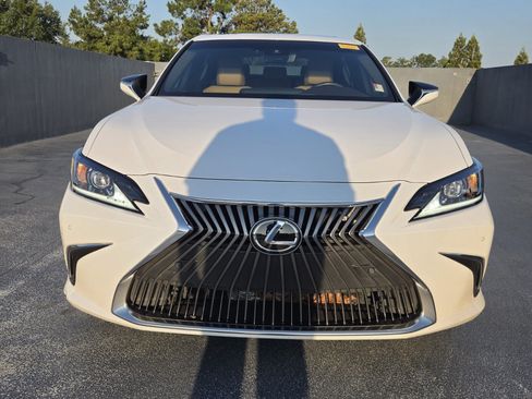 Used 2021 Lexus ES 250 w/ Premium Package AWD/4WD image 6