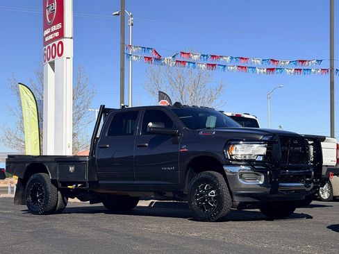 Used 2022 RAM 3500 Tradesman image 40