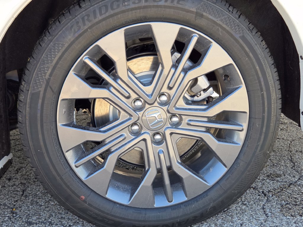New 2027 Honda Odyssey Touring image 19