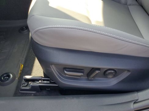 New 2026 Toyota Camry SE w/ Convenience Package FWD image 29
