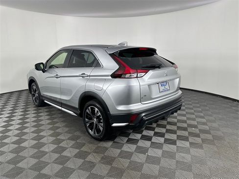 Used 2022 Mitsubishi Eclipse Cross SEL image 4