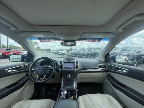 Used 2020 Ford Edge Titanium w/ Equipment Group 301A image 28