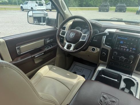 Used 2017 RAM 2500 Laramie w/ Snow Chief Group AWD/4WD image 33