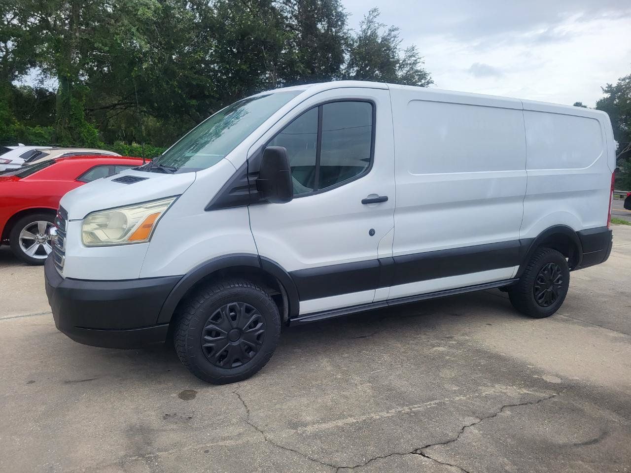 Used 2016 Ford Transit 250 130 Low Roof w/ Exterior Upgrade Package RWD image 1