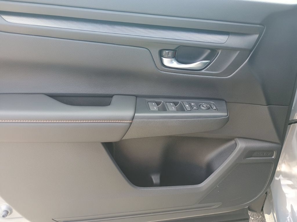 Used 2023 Honda CR-V Sport image 11