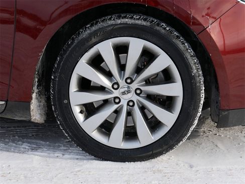 Used 2016 Lincoln MKS AWD image 7