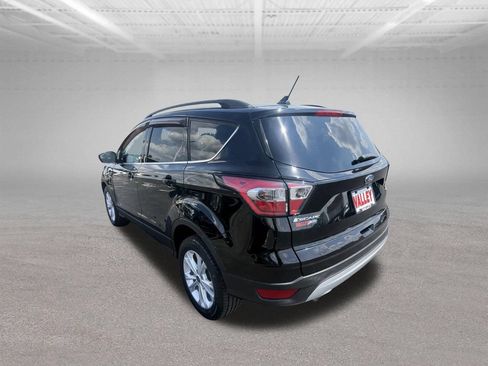 Certified 2018 Ford Escape SE w/ SE Sync 3 Package FWD image 9