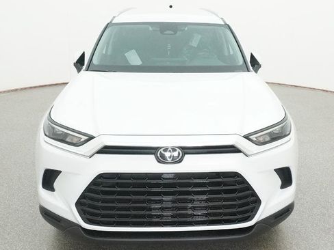 New 2026 Toyota Grand Highlander XLE image 37