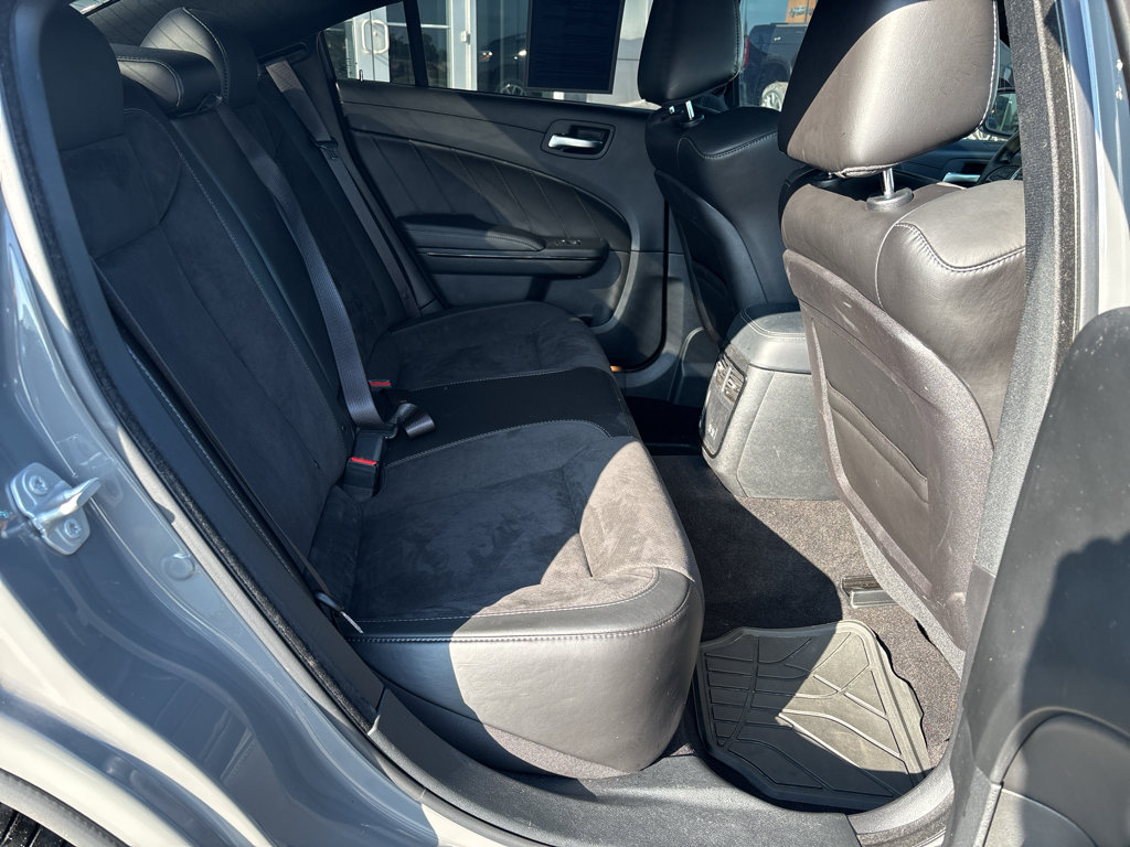 Used 2023 Dodge Charger R/T w/ Plus Group RWD image 26