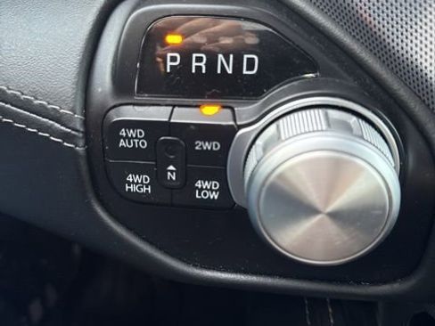 Used 2020 RAM 1500 Limited image 32