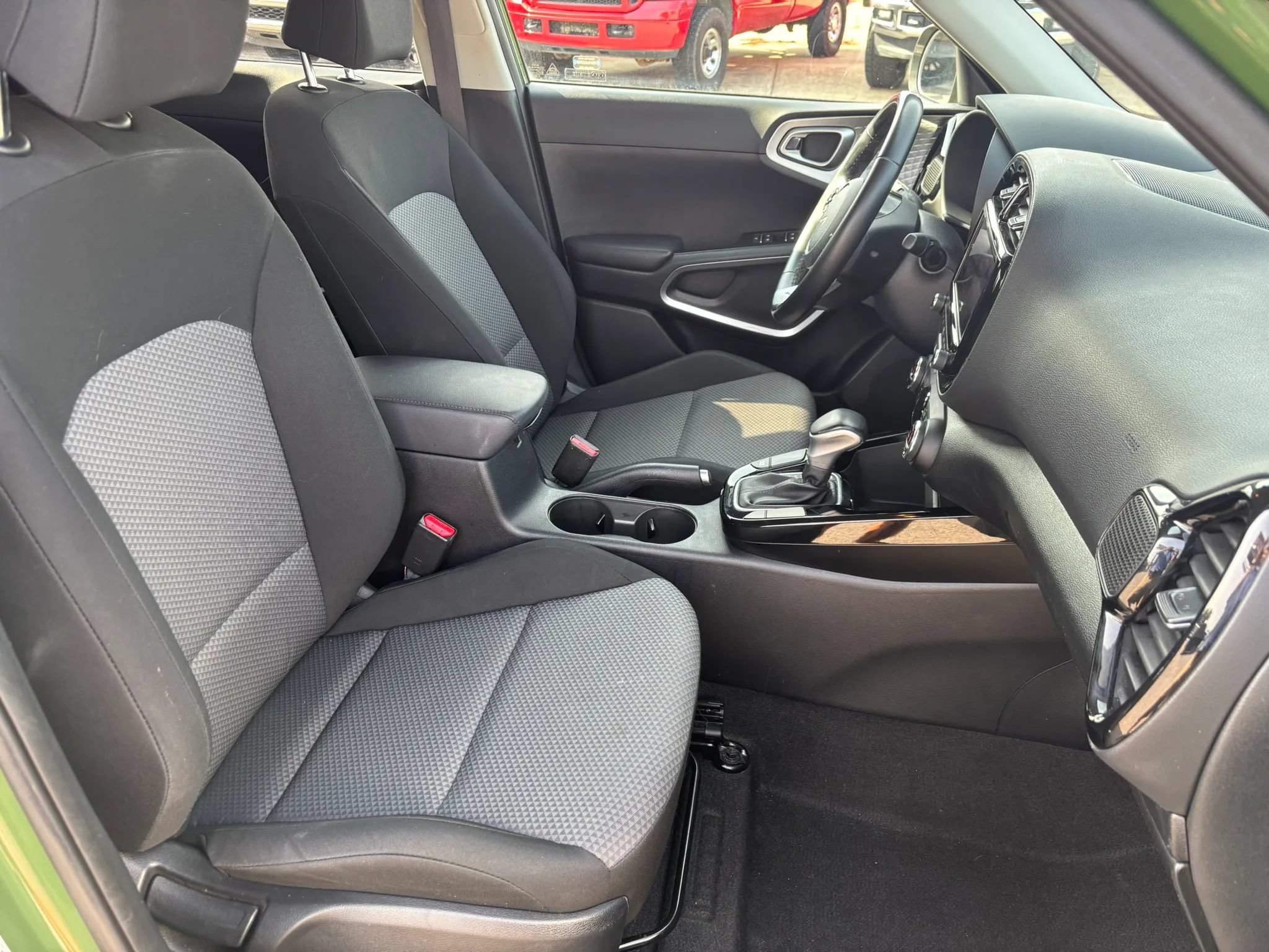 Used 2022 Kia Soul X-Line FWD image 21