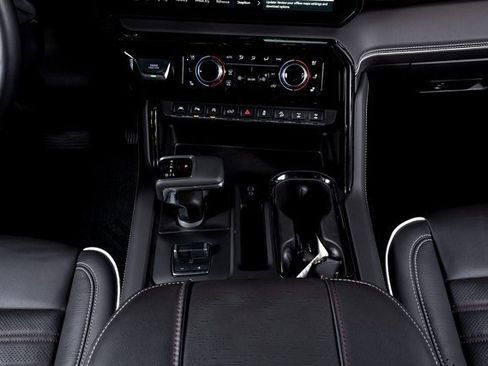 Used 2024 GMC Sierra 1500 AT4X w/ AT4X AEV Edition image 27