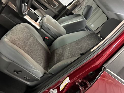 Used 2018 RAM 3500 Big Horn image 10