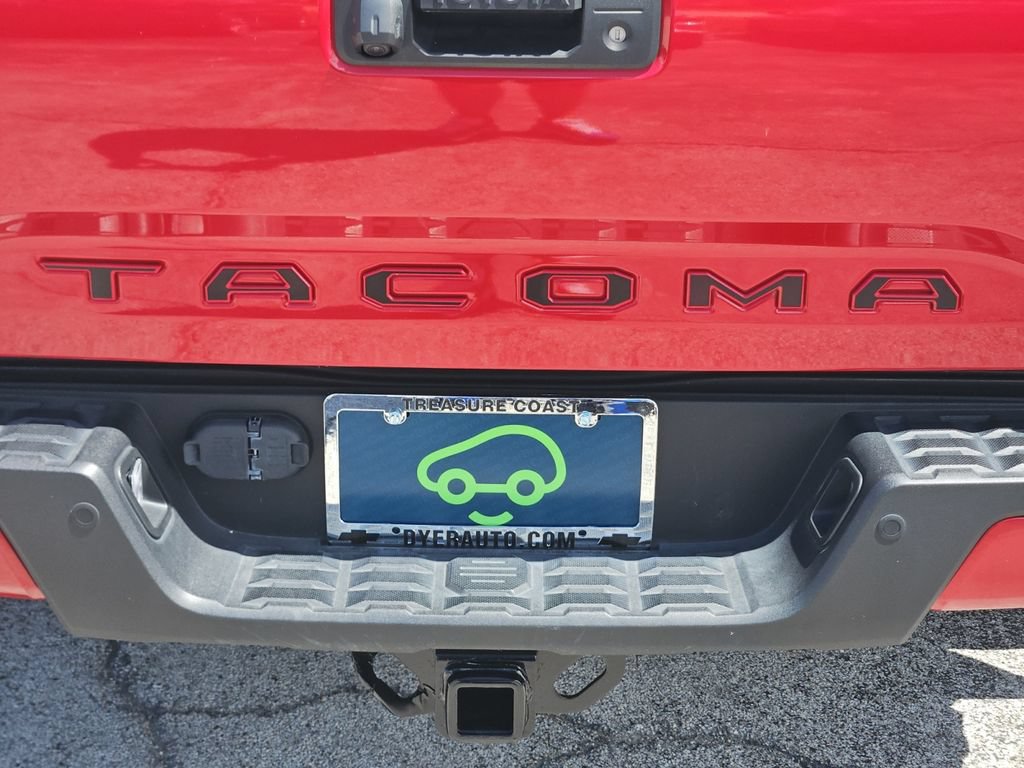 Used 2023 Toyota Tacoma SR5 AWD/4WD image 23