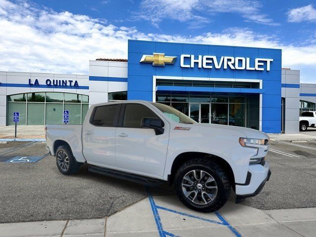 Used 2020 Chevrolet Silverado 1500 RST AWD/4WD image 2