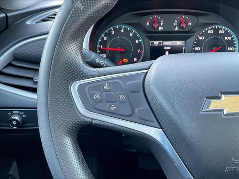 Used 2022 Chevrolet Malibu LT image 22