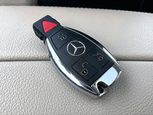 Used 2017 Mercedes-Benz C 300 Sedan image 14