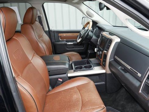 Used 2014 RAM 1500 Laramie Longhorn w/ Convenience Group image 32