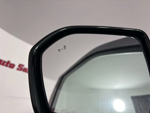 Used 2023 Ford Expedition Max XLT image 16