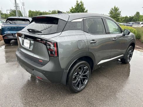 New 2026 Nissan Kicks SR w/ Interior Electronics Package FWD image 7