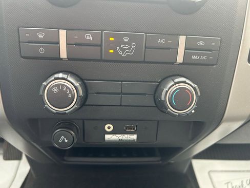 Used 2011 Ford F150 XLT w/ XLT Chrome Pkg image 23