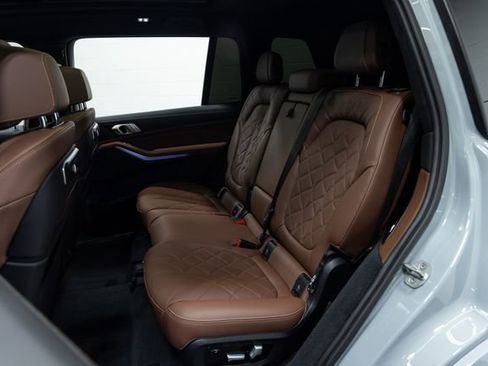 Certified 2023 BMW X7 xDrive40i w/ M Sport Package image 23
