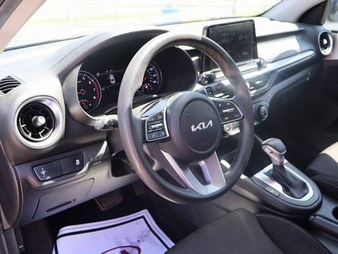 Used 2023 Kia Forte LXS FWD image 19