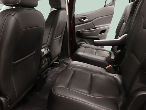 Used 2019 GMC Acadia SLT w/ LPO, Floor Liner Package AWD/4WD image 27