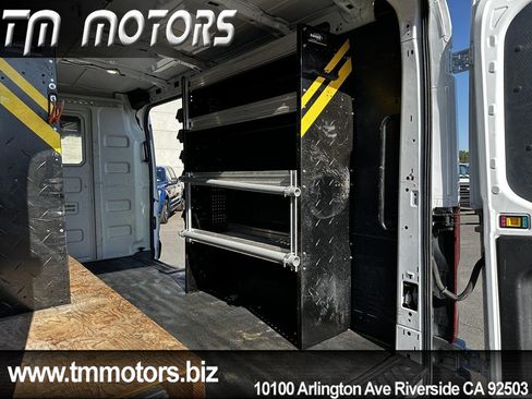 Used 2018 Ford Transit 150 148 Medium Roof RWD image 19