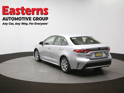 Used 2022 Toyota Corolla LE FWD image 63