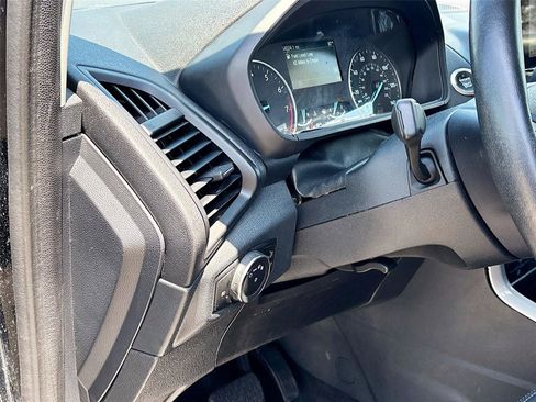 Used 2019 Ford EcoSport Titanium FWD image 10