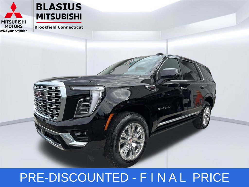Used 2026 GMC Yukon Denali w/ Sun & Power Step Package AWD/4WD image 16