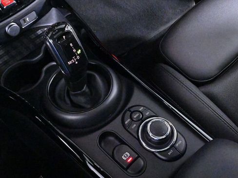 Certified 2023 MINI Cooper Clubman S w/ Premium Package image 19