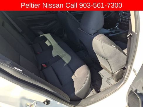 Used 2025 Nissan Altima 2.5 S FWD image 13