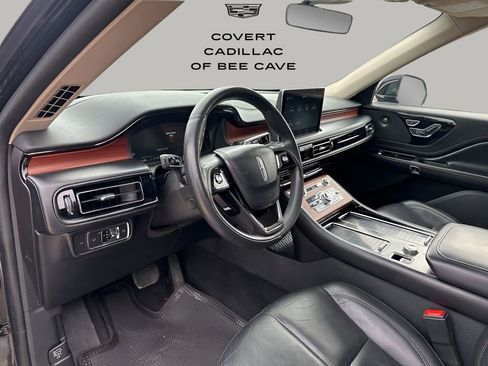 Used 2022 Lincoln Aviator Reserve w/ Elements Package Plus image 30