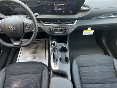 New 2026 Buick Envista Preferred image 11