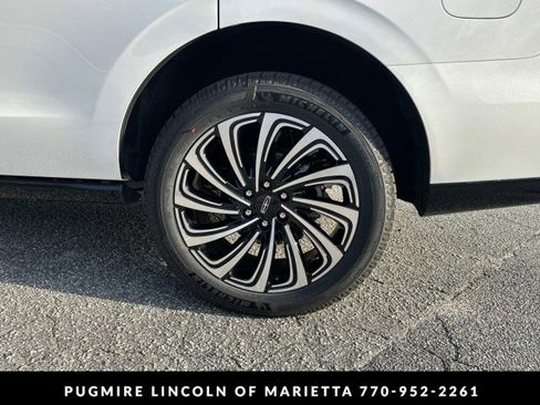 New 2026 Lincoln Navigator Black Label image 39