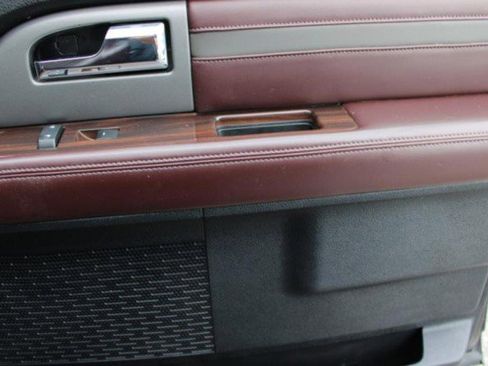 Used 2017 Ford Expedition EL Platinum image 16