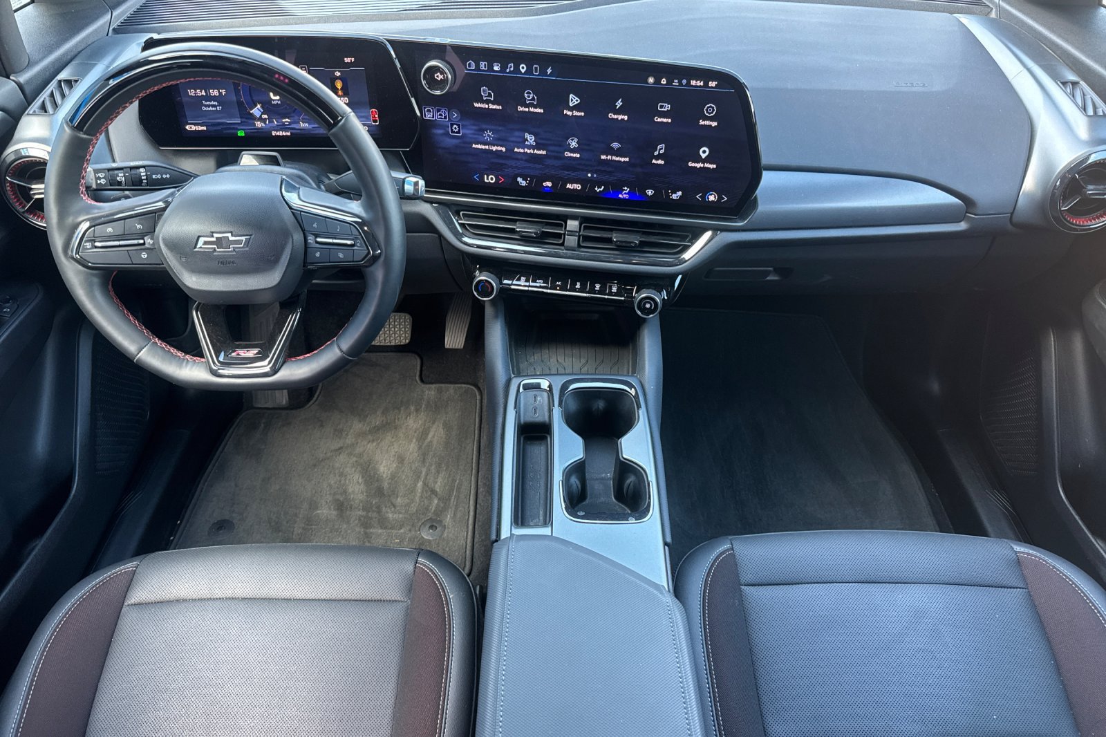 Used 2024 Chevrolet Equinox EV RS FWD image 16