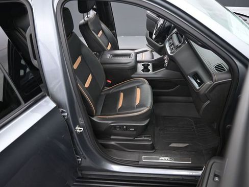 Used 2021 GMC Yukon AT4 w/ Technology Package image 21