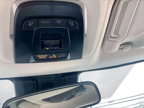 Used 2023 Toyota Corolla LE image 33