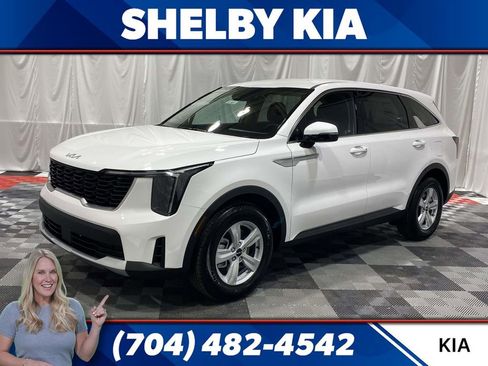 New 2026 Kia Sorento LX FWD image 1
